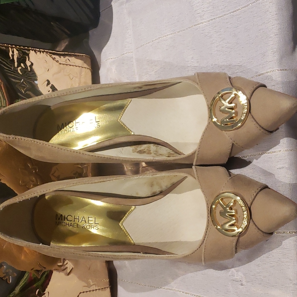 ❣️💫MARK DOWN 💫❣️ Nude Michael Kors heel shoes - Picture 11 of 12